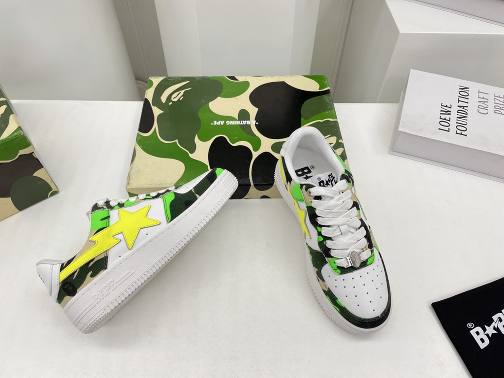 B*APE SNEAKERS